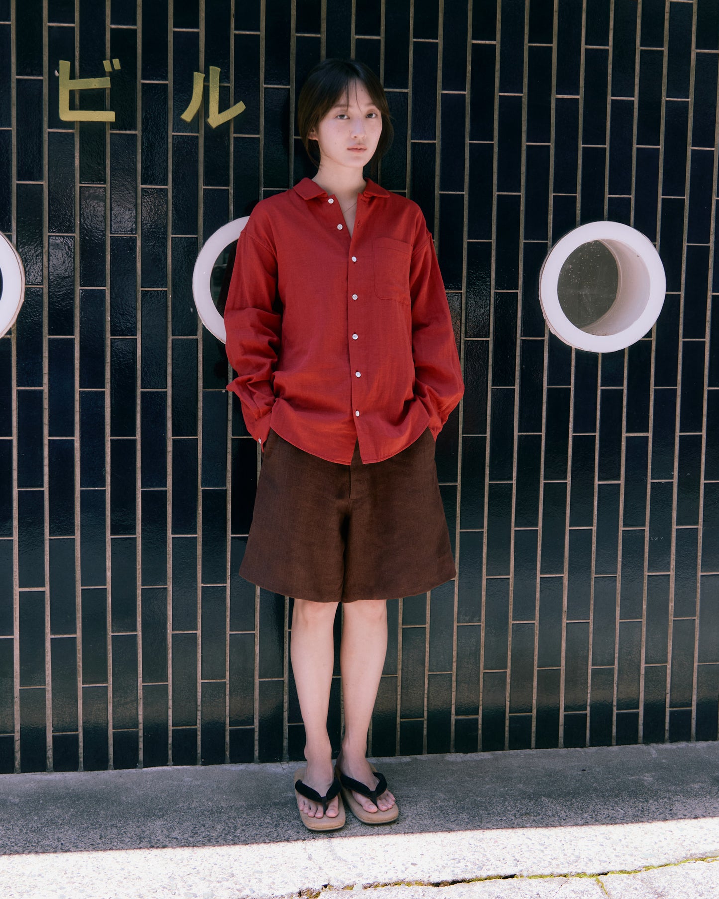 HEAVY LINEN RESORT SHORT PANTS  -BROWN-