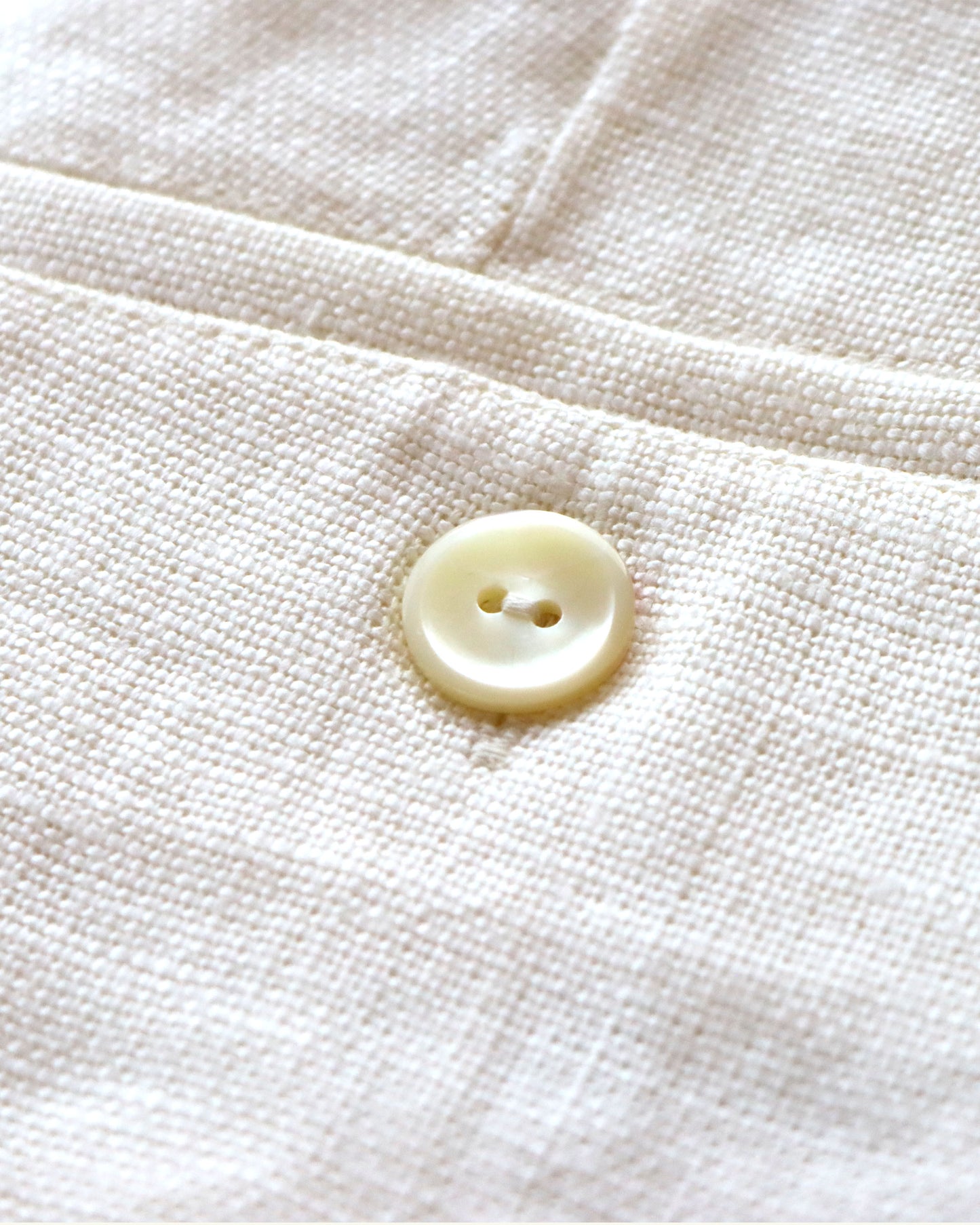 HEAVY LINEN RESORT SHORT PANTS  -WHITE-
